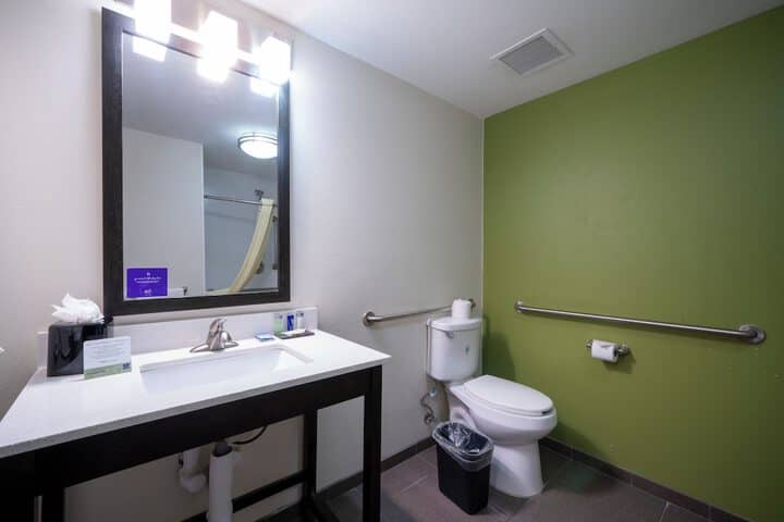 Room 19 of 36